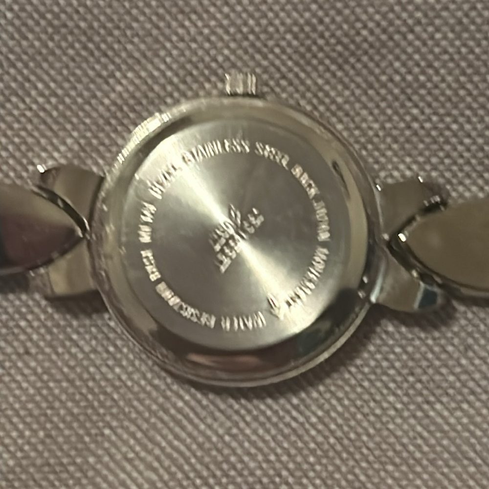 WATCH - Picture 6 of 6
